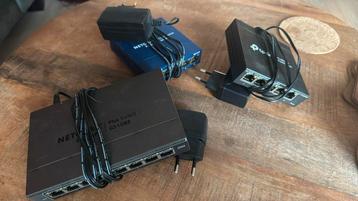 Netgear TP-link 8 poorts en 4 poorts beschikbaar voor biedingen