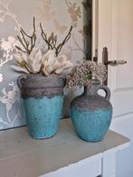 2 mooie kruiken/vazen te koop!, Huis en Inrichting, Woonaccessoires | Vazen, Ophalen, Steen, Zo goed als nieuw, Minder dan 50 cm