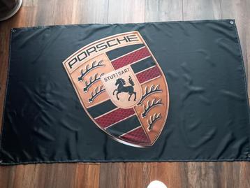PORSHE BANNER 90X150 CM MET BEVESTIGGINGS OGEN VD PORS FREAK beschikbaar voor biedingen