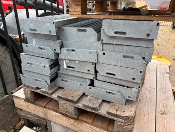 Traptrede rooster thermisch verzonken 1000x240 beschikbaar voor biedingen