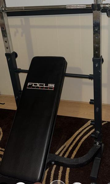 Fitness apparatuur + schijven beschikbaar voor biedingen