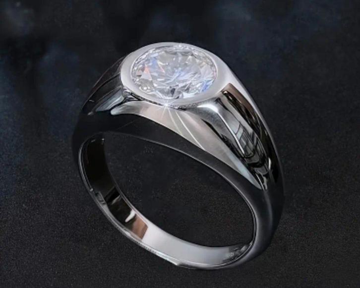 Moissanite 1, 2, 3 kt in S925 herenring., Sieraden, Tassen en Uiterlijk, Ringen, Nieuw, Heer, 20 of groter, Zilver, Zilver, Met edelsteen