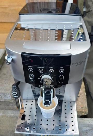 DeLonghi Magnifica S Smart Bonenmachine beschikbaar voor biedingen