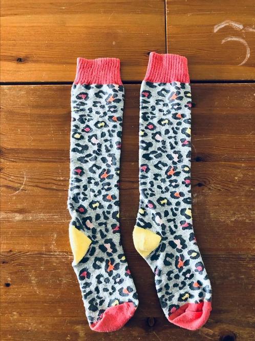 Super gave grijze kniesokken van Like Flo met panterprint, Kinderen en Baby's, Kinderkleding | Schoenen en Sokken, Zo goed als nieuw