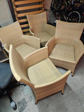 tuinstoelen  4 beschikbaar voor biedingen