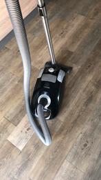 Miele compact C1 Young Style Powerline stofzuiger, Witgoed en Apparatuur, Stofzuigers, Ophalen of Verzenden, Zo goed als nieuw