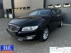 Volvo V70 2.0 T4 Inscription Edition, Gebruikt, Zwart, Zwart, Onderhoudsboekje