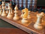 Vintage schaak- dambord en grote houten schaakstukken., Ophalen of Verzenden, Gebruikt