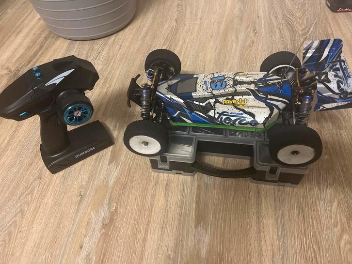 Wltoys 120016 v2 RC Auto met Dumbo RC & Onderdelen, Hobby en Vrije tijd, Modelbouw | Auto's en Voertuigen, Gebruikt, Auto, Groter dan 1:32