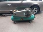 Compressor 2 pk motor 220 volt, Doe-het-zelf en Verbouw, Compressors, 25 tot 100 liter, Ophalen, Gebruikt, 200 tot 400 liter/min