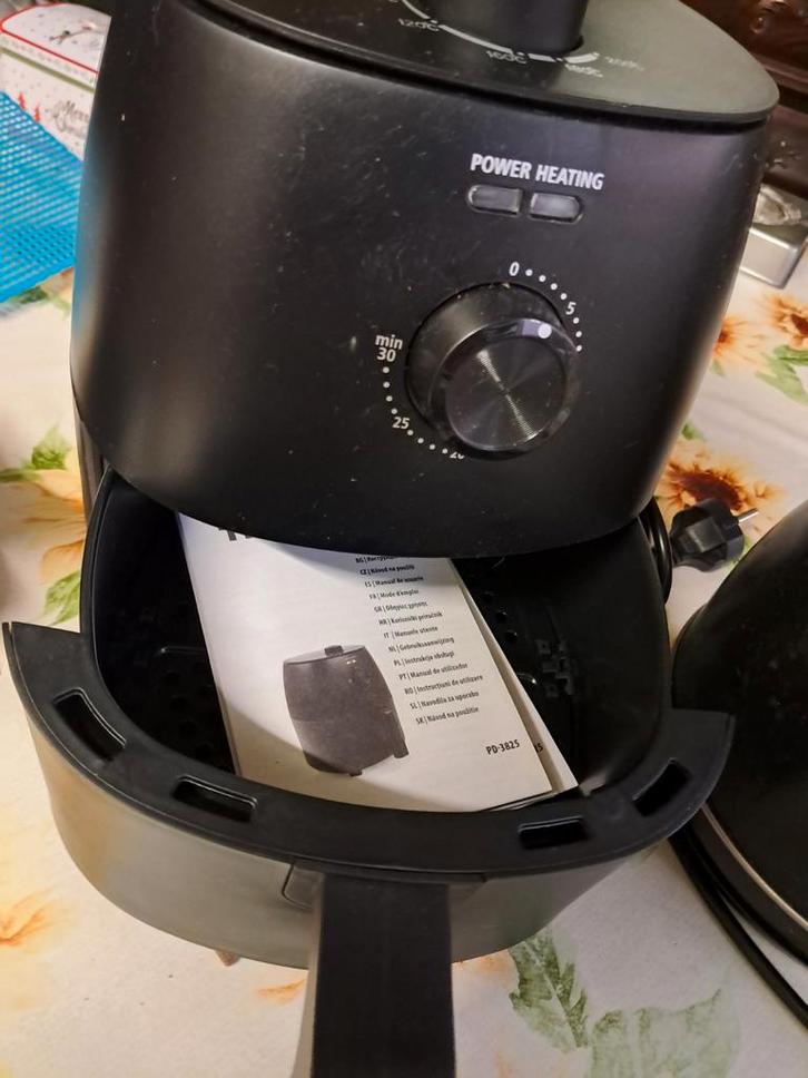 Airfryer nieuw ,broodrooster  waterkoker 2 rvs pannen, Witgoed en Apparatuur, Airfryers, Nieuw, Airfryer, Minder dan 750 gram