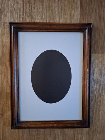 Houten fotolijstje  beschikbaar voor biedingen