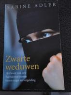 S. Adler - Zwarte weduwen, Gelezen, Nederland, Ophalen of Verzenden, S. Adler