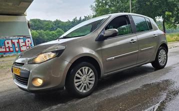 Renault Clio 1.2 NL Auto ! 2e Eig ! 5 Deurs ! Keurige auto ! beschikbaar voor biedingen