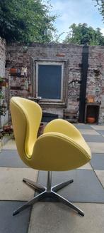 Fauteuil Swan chair (niet origineel maar goed nagemaakt 😉), Huis en Inrichting, Fauteuils, Ophalen, Gebruikt, Stof
