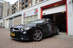 Mercedes-Benz A-Klasse 200 Business Solution AMG Night Upgra, 4 cilinders, Zwart, Leder, Bedrijf