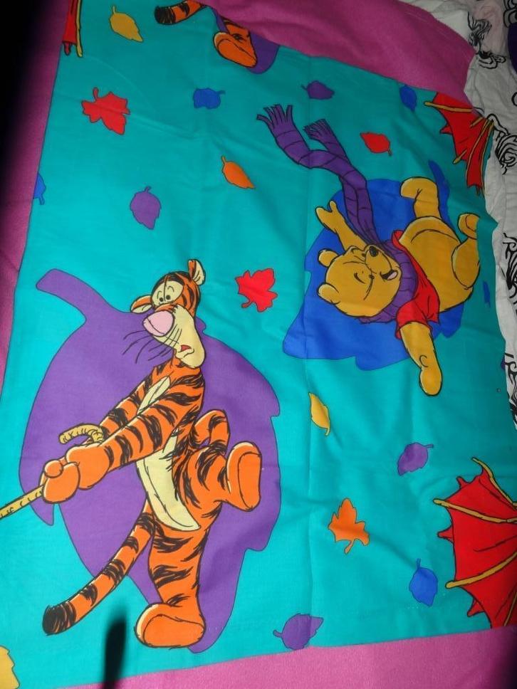 gordijn van Winnie the pooh., Huis en Inrichting, Stoffering | Gordijnen en Lamellen, Zo goed als nieuw, 100 tot 150 cm, 100 tot 150 cm