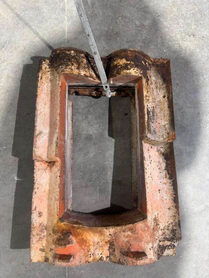 Gietijzeren dakraam frame, Antiek en Kunst, Antiek | Spiegels, 50 tot 100 cm, Minder dan 100 cm, Rechthoekig, Ophalen