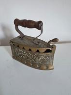 Antiek brocante strijkijzer voor kooltjes, Ophalen of Verzenden