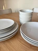16 delige servies set H&M home, Ophalen of Verzenden, Zo goed als nieuw, Bord(en), Overige stijlen