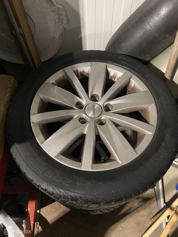 Winterband set 205/55/16 op aluminium velgen, Auto-onderdelen, Banden en Velgen, Band(en), Winterbanden, 16 inch, 205 mm, Gebruikt