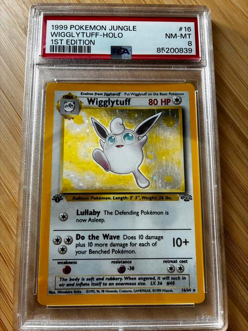 WOTC 1999 Pokemon Jungle - 1st Edition Wigglytuff Holo PSA 8, Hobby en Vrije tijd, Verzamelkaartspellen | Pokémon, Zo goed als nieuw