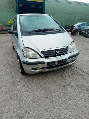 Onderdelen voor een Mercedes A140 bj.2003 beschikbaar voor biedingen