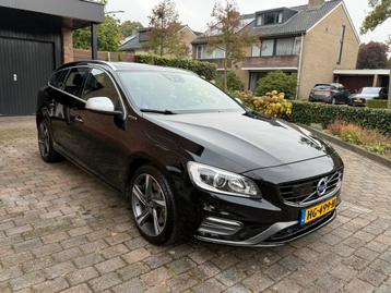 Volvo V60 D6 Twin Engine 288pk Geartronic AWD Plug In Hybrid beschikbaar voor biedingen