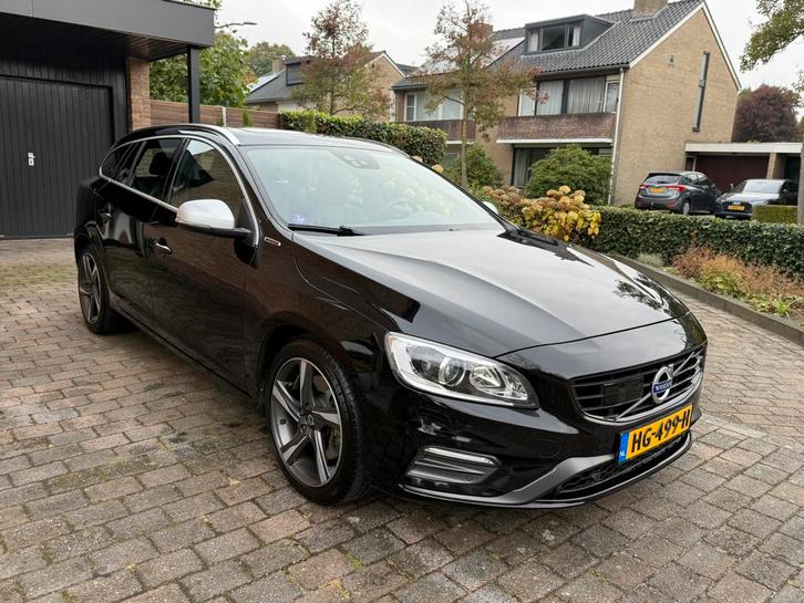 Volvo V60 D6 Twin Engine 288pk Geartronic AWD Plug In Hybrid, Auto's, Volvo, Particulier, V60, ABS, Achteruitrijcamera, Adaptieve lichten