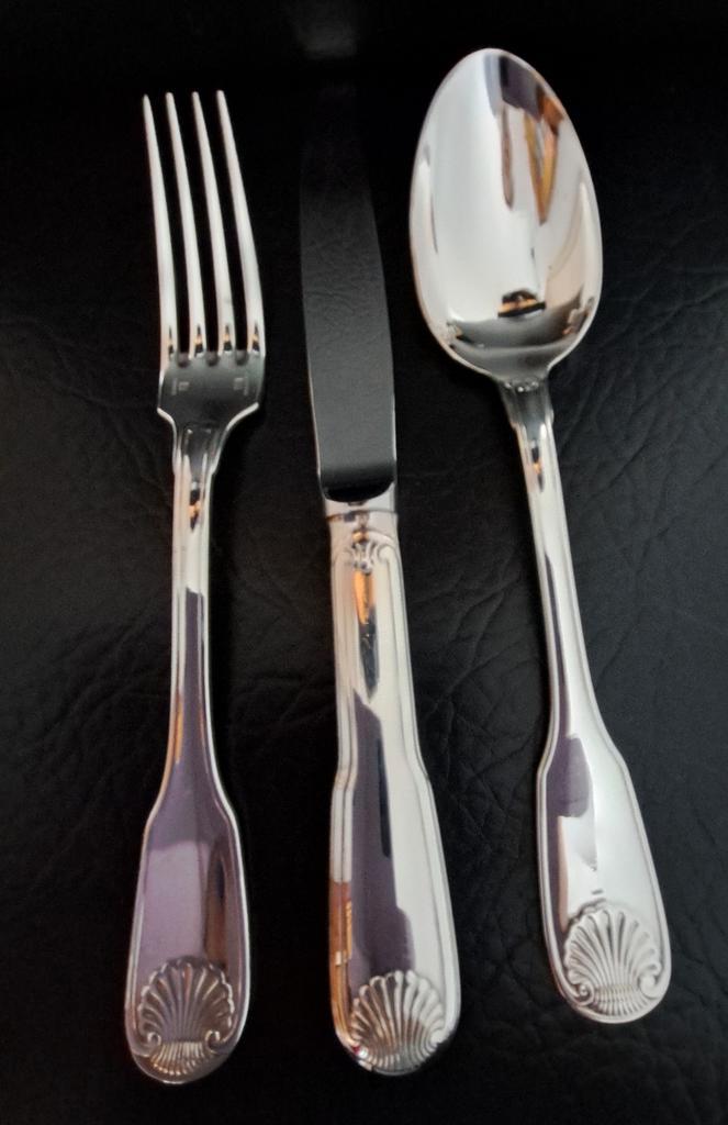 Nieuw Christofle Bestek Set - Zeeschelp Motief, Antiek en Kunst, Antiek | Bestek, Ophalen of Verzenden