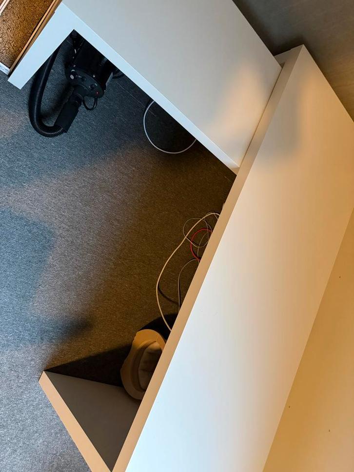 2x IKEA Malm hoekbureau - Gebruikt, Huis en Inrichting, Bureaus, Gebruikt, Bureau, Ophalen