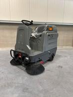 Nieuwe veegmachine, Ophalen