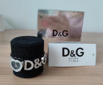 D&G Dameshorloge met Strass & Hart - Incl. Doos beschikbaar voor biedingen