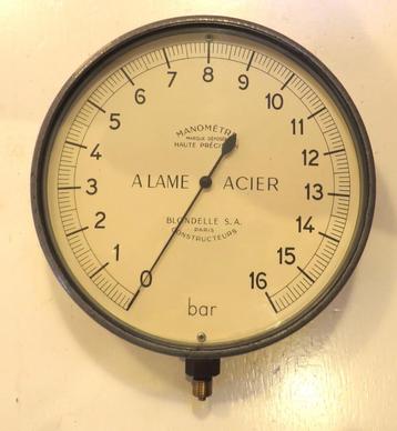 Precisie manometer 0 - 16 bar diameter 160 mm beschikbaar voor biedingen