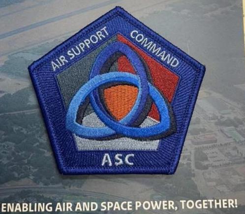 Patch embleem gezocht Air Support Command in blauw, Verzamelen, Militaria | Algemeen, Marine, Embleem of Badge, Nederland, Ophalen of Verzenden