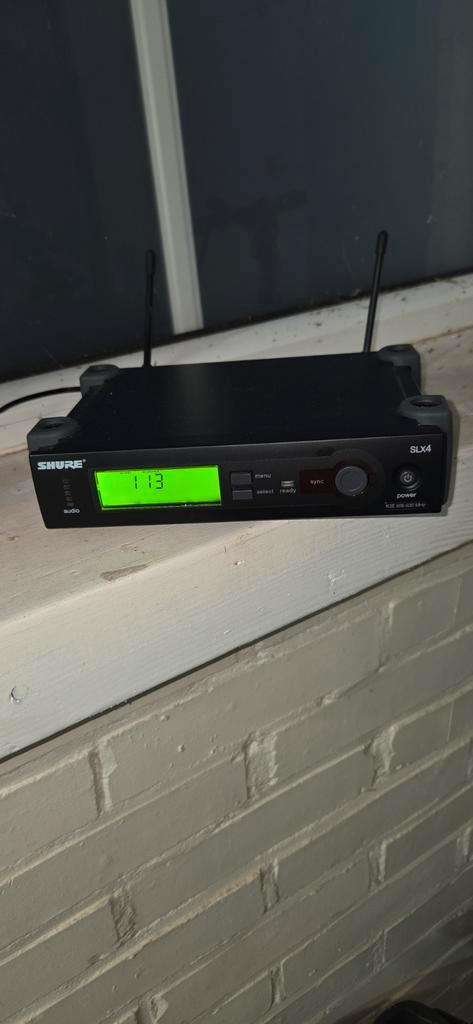 Shure SLX4 Draadloze Microfoon Ontvanger, Muziek en Instrumenten, Microfoons, Gebruikt, Ophalen of Verzenden