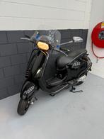 Vespa Sprint 4Takt 45km 2016 Bromscooter ( 1e eigenaar ), Ophalen