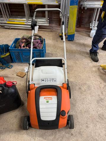 Stihl RLE 240 Verticuteermachine beschikbaar voor biedingen