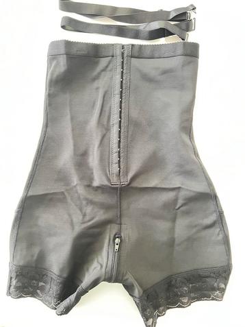Faja, corset, drukpak maat M beschikbaar voor biedingen