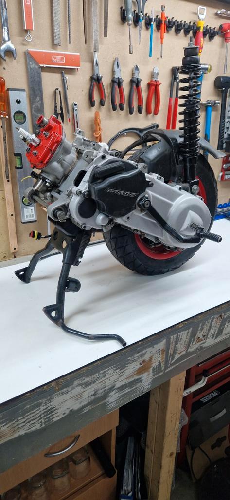 Piaggio zip sp h2o motorblok hebo manston 70cc hpi, Motoren, Tuning en Styling, Ophalen