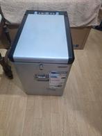 Koelbox koeler vriezer 220. En 12 volt, Ophalen of Verzenden, Zo goed als nieuw