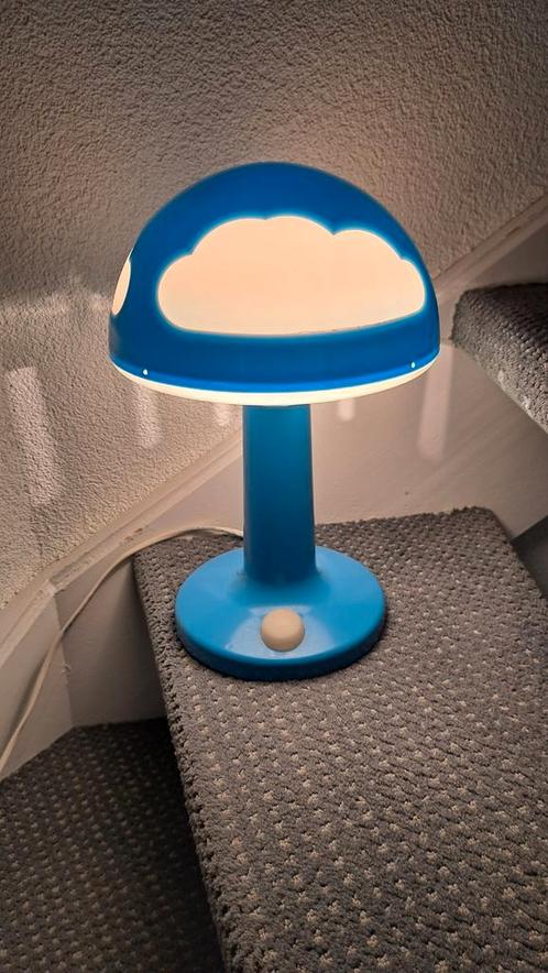 Blauw wolken nacht(kast)lampje Ikea kinderkamer Ikea Skojig, Kinderen en Baby's, Kinderkamer | Inrichting en Decoratie, Gebruikt