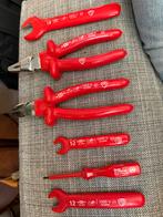 1000.  Volt gereedschap, Doe-het-zelf en Verbouw, Gereedschap | Handgereedschap, Ophalen of Verzenden, Zo goed als nieuw