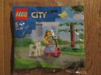LEGO City * Dog Park and Scooter polybag * 30639 * Nieuw, Nieuw, Complete set, Ophalen of Verzenden, Lego