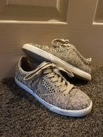 Guess sneakers beige goud maat 36, Kleding | Dames, Guess, Beige, Ophalen of Verzenden, Sneakers of Gympen