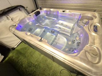 3 pers Amerikaanse spa 🚛 VANDAAG NOG BEZORGD 🚛 beschikbaar voor biedingen