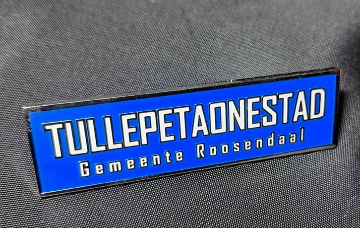 Carnaval Roosendaal Pin - Tullepetaonestad, Verzamelen, Speldjes, Pins en Buttons, Nieuw, Overige onderwerpen, Ophalen of Verzenden