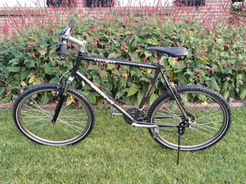 Batavus Explorer MTB met Selle Italia fietszadel beschikbaar voor biedingen