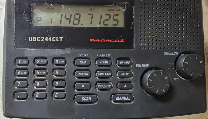 Uniden bearcat ubc 244 clt  goed Gebruikt, Telecommunicatie, Scanners, Gebruikt, 30 tot 200 kanalen, Ophalen