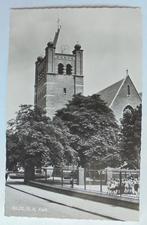 Gilze, RK kerk, schoolplein met meester en kinderen (type B), Ophalen of Verzenden, 1940 tot 1960, Ongelopen, Noord-Brabant